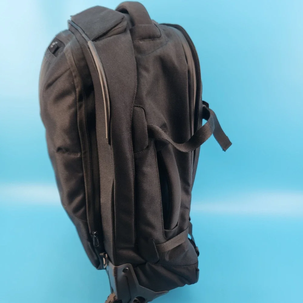 Eagle Creek Caldera 37L Wheeled Backpack Convertible Carry On Cordura NFC